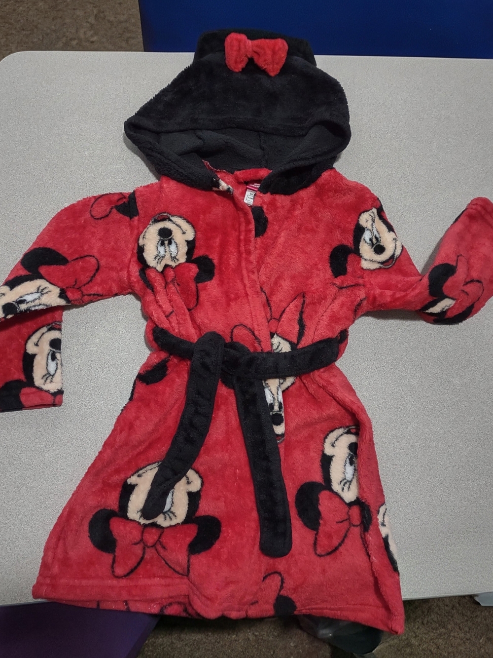 Disney Red and Black Minnie Mouse Hooded Kids Robe 2T-3T